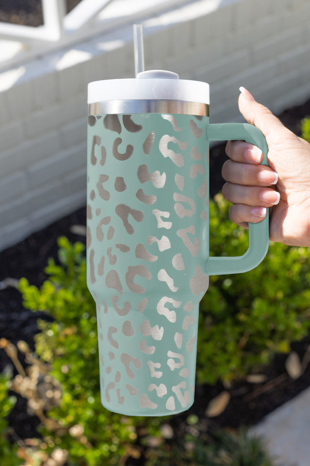 White 40oz Stainless Steel Portable Leopard Tumbler Mug With Handle
